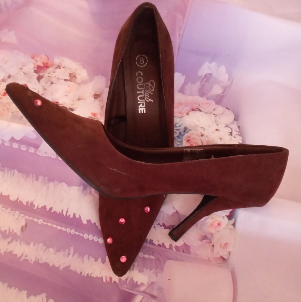 Shoes - Picture 2 of 4